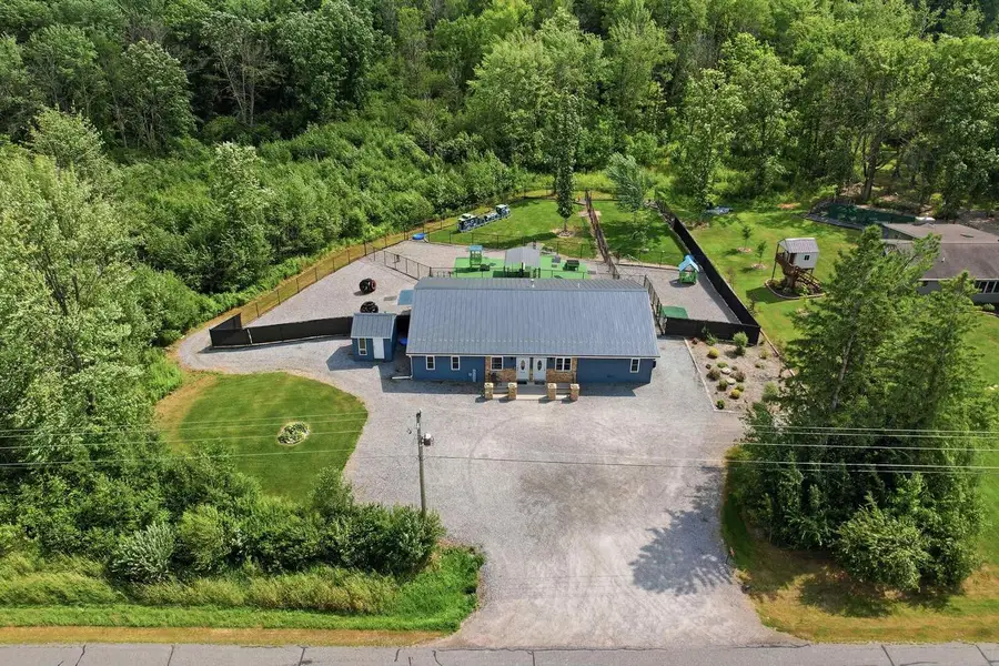 8835 MILL CREEK DRIVE #8827 Mill Creek Driv, Marshfield, WI 54449 - #3