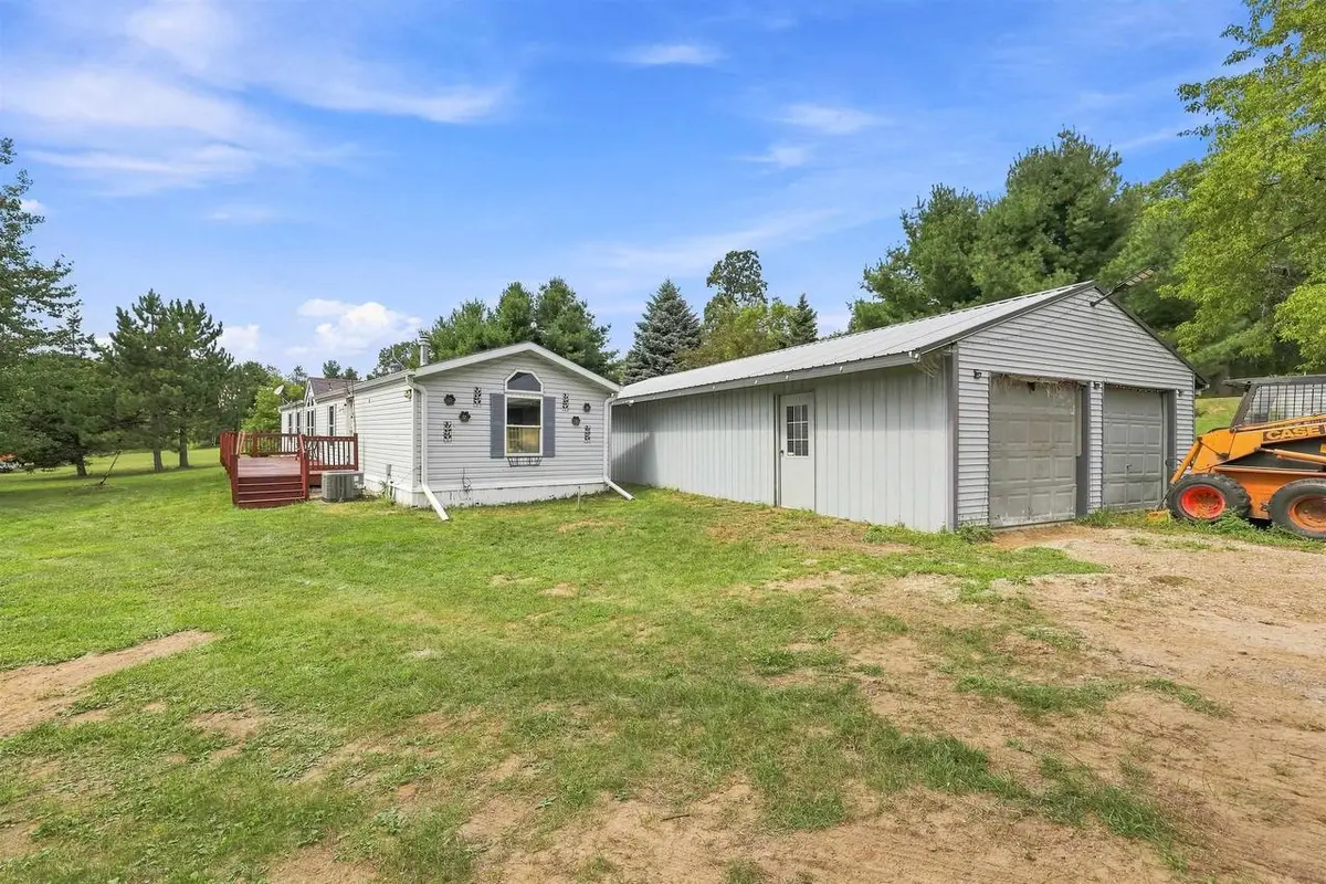 N485 EAST ROAD, Waupaca, WI 54981 - #1