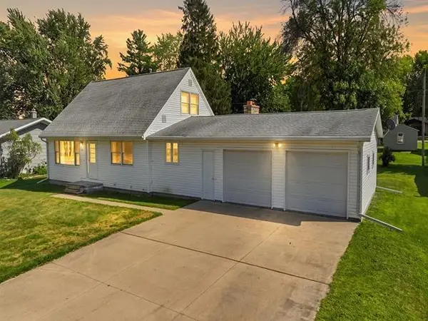 408 E GRANT STREET, Marshfield, WI 54449