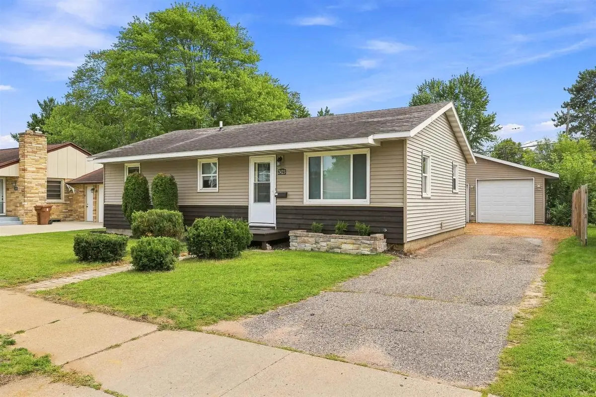 2423 STANLEY STREET, Stevens Point, WI 54481 - #1