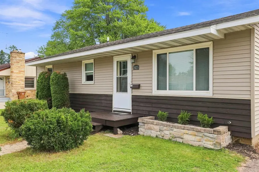 2423 STANLEY STREET, Stevens Point, WI 54481 - #3