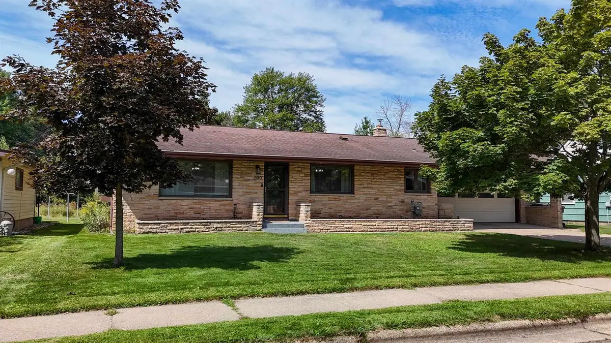 200 MEADOW STREET, Stevens Point, WI 54481 - #1