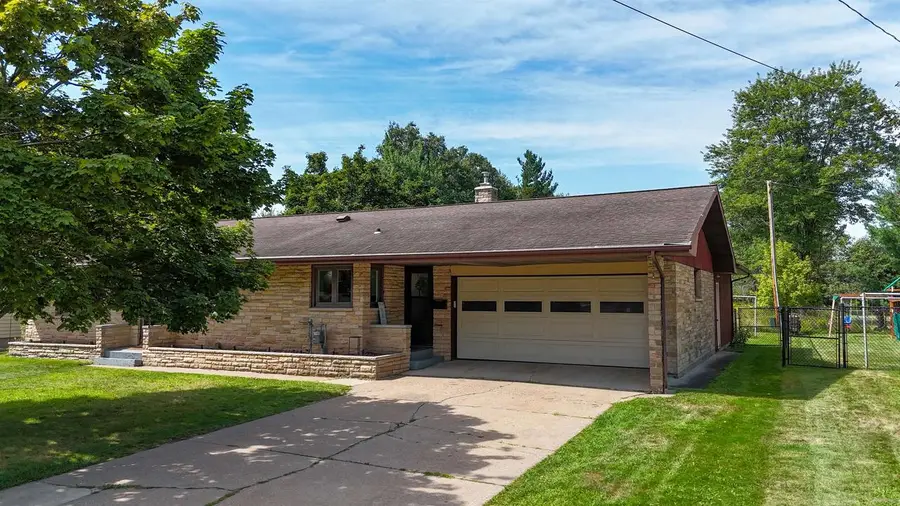 200 MEADOW STREET, Stevens Point, WI 54481 - #3