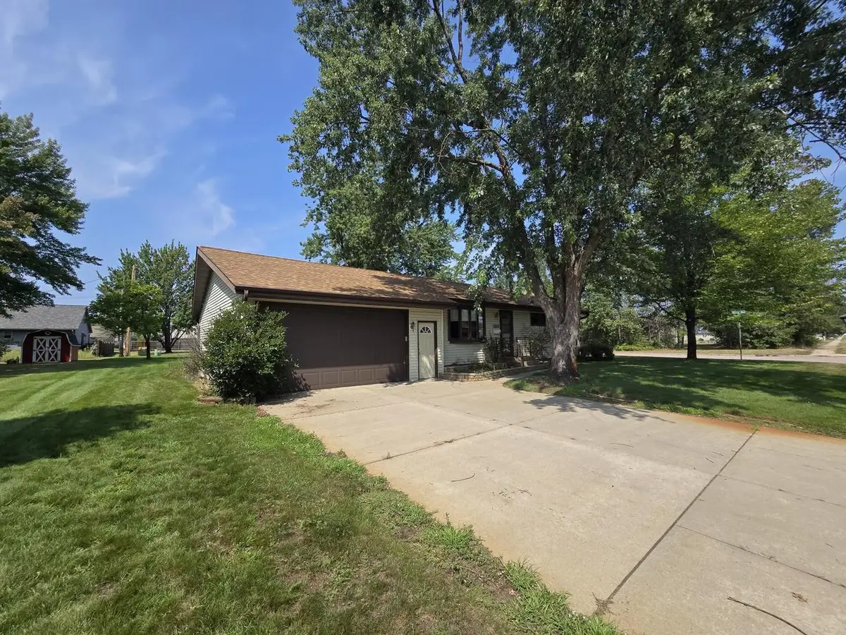 2810 12TH STREET SOUTH, Wisconsin Rapids, WI 54494 - #1