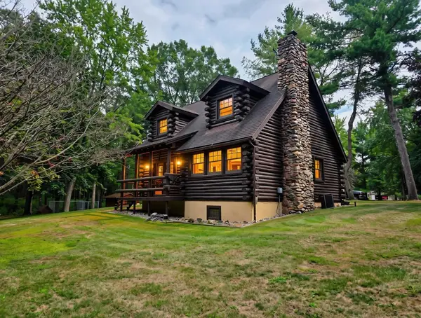 8531 LAKE ROAD, Wisconsin Rapids, WI 54494