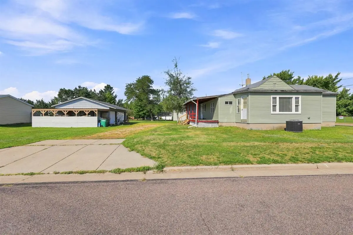 751 32ND STREET NORTH, Wisconsin Rapids, WI 54494 - #1