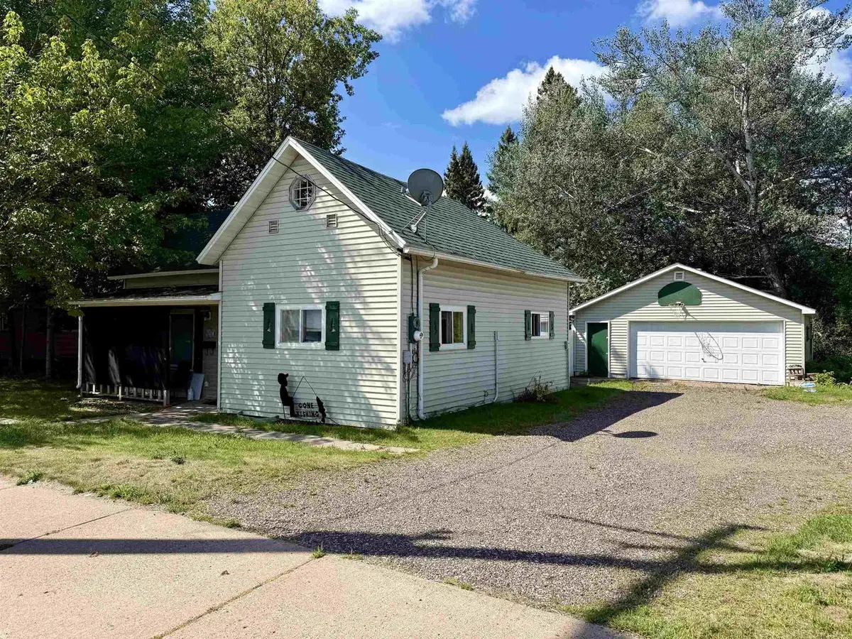 676 LAKE AVENUE SOUTH, Phillips, WI 54555 - #1