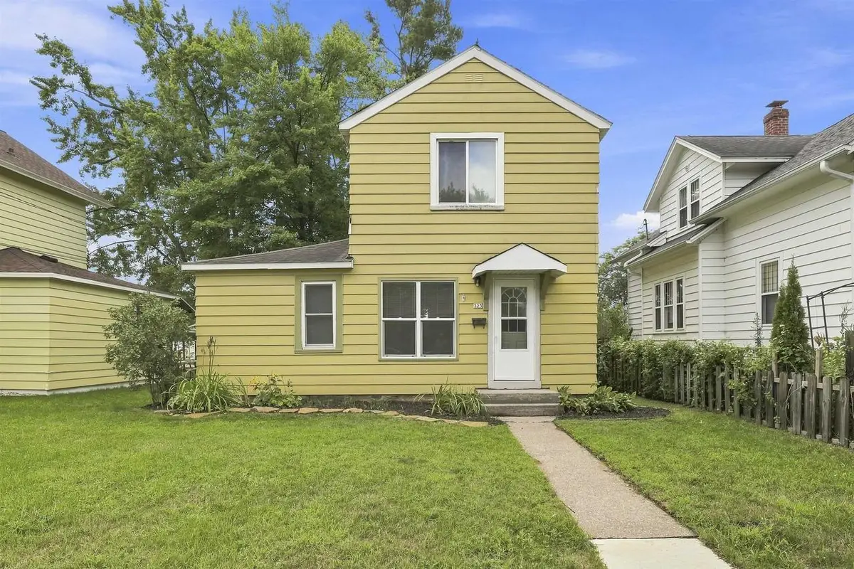 325 WASHINGTON AVENUE, Stevens Point, WI 54481 - #1