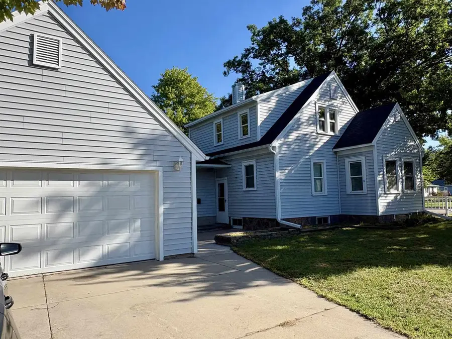 1040 LINCOLN STREET, Wisconsin Rapids, WI 54494 - #3