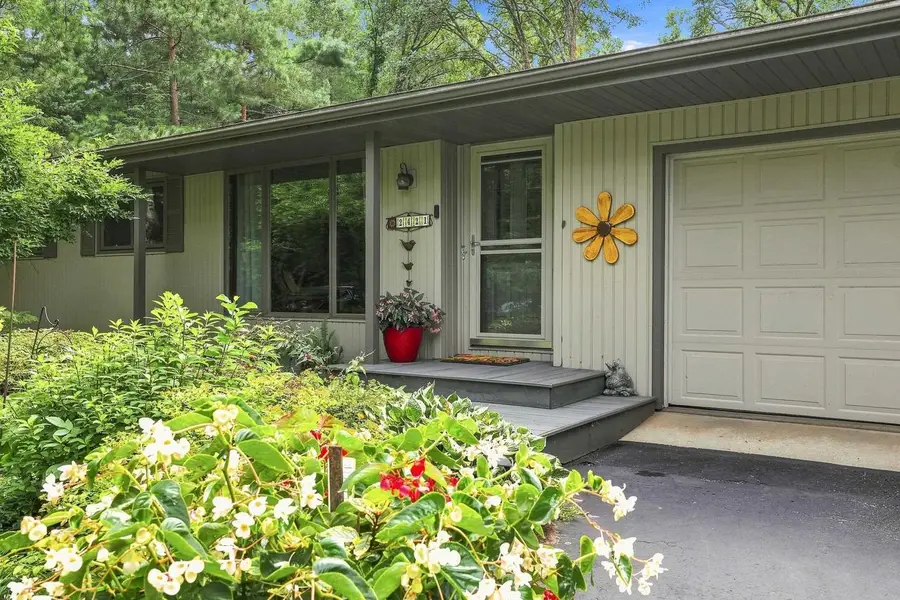 2421 MAGNOLIA DRIVE, Plover, WI 54467 - #3
