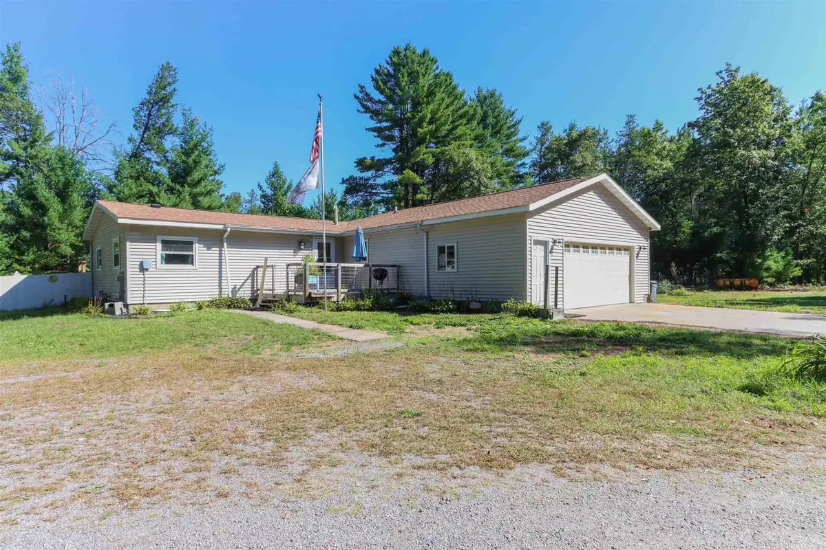 8610 LAKE ROAD, Wisconsin Rapids, WI 54494 - #1