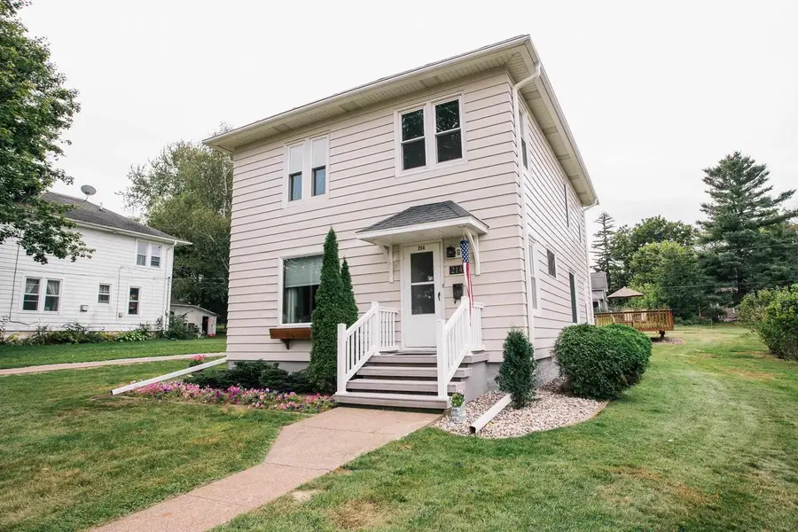 214 GRAND AVENUE, Neillsville, WI 54456 - #2