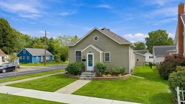 901 S ASH AVENUE, Marshfield, WI 54449