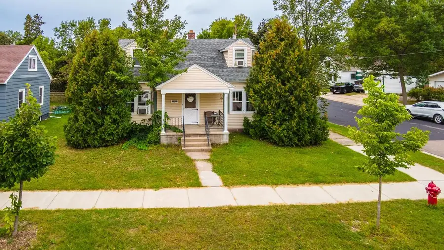 924 N 4TH AVENUE, Wausau, WI 54401 - #2