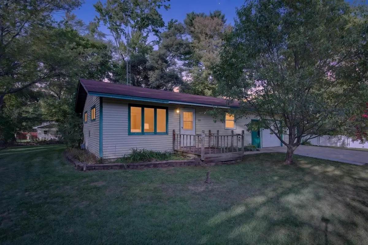 3121 FOREST LANE, Wisconsin Rapids, WI 54494 - #1