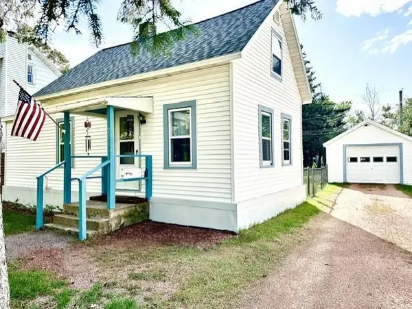 221 17TH STREET NORTH, Wisconsin Rapids, WI 54494