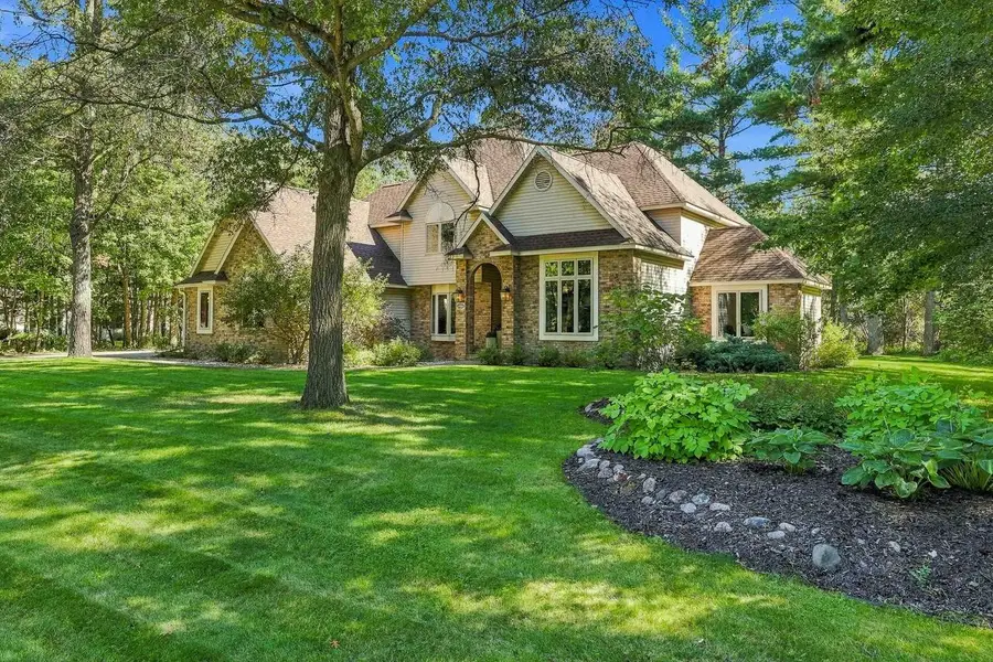 2400 SHADOWVIEW CIRCLE, Plover, WI 54467 - #2