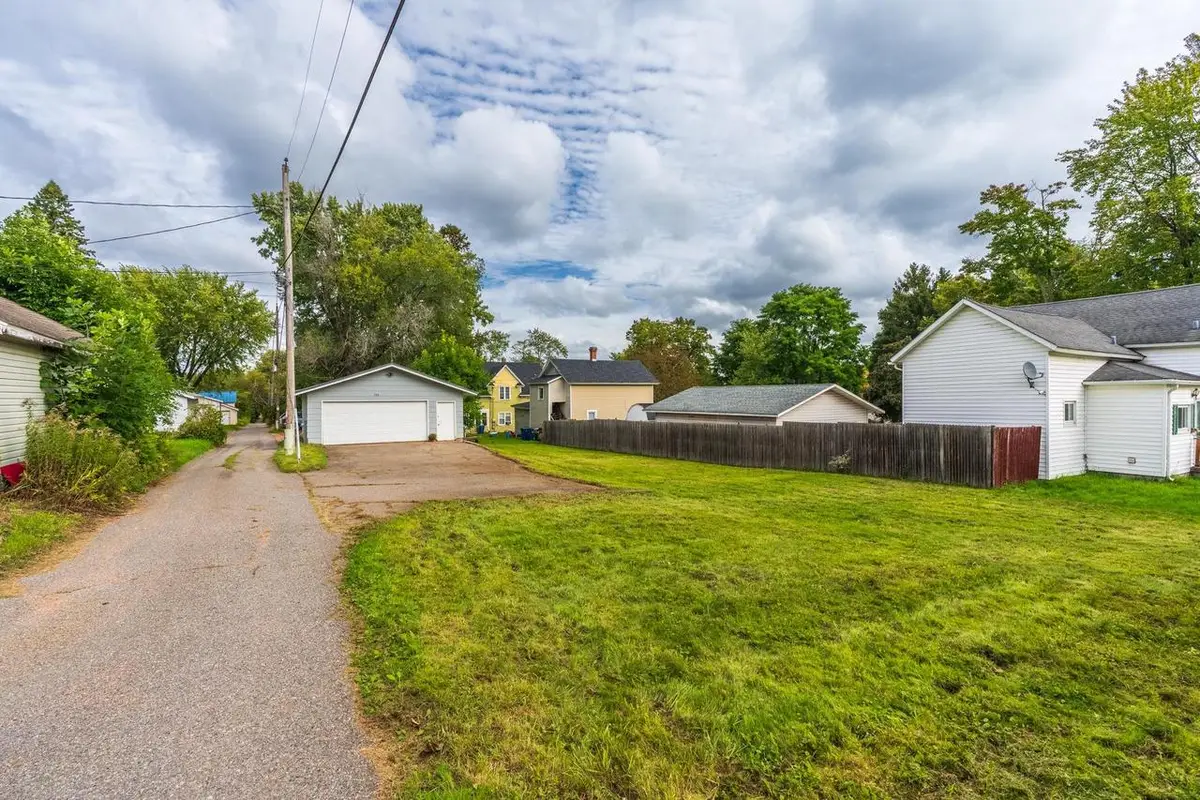 506 ELM STREET #GARAGE Vacant, Wausau, WI 54401 - #1