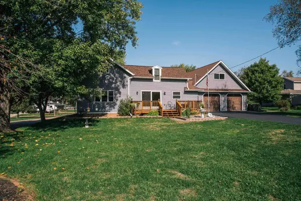 209 W 17TH STREET, Neillsville, WI 54456