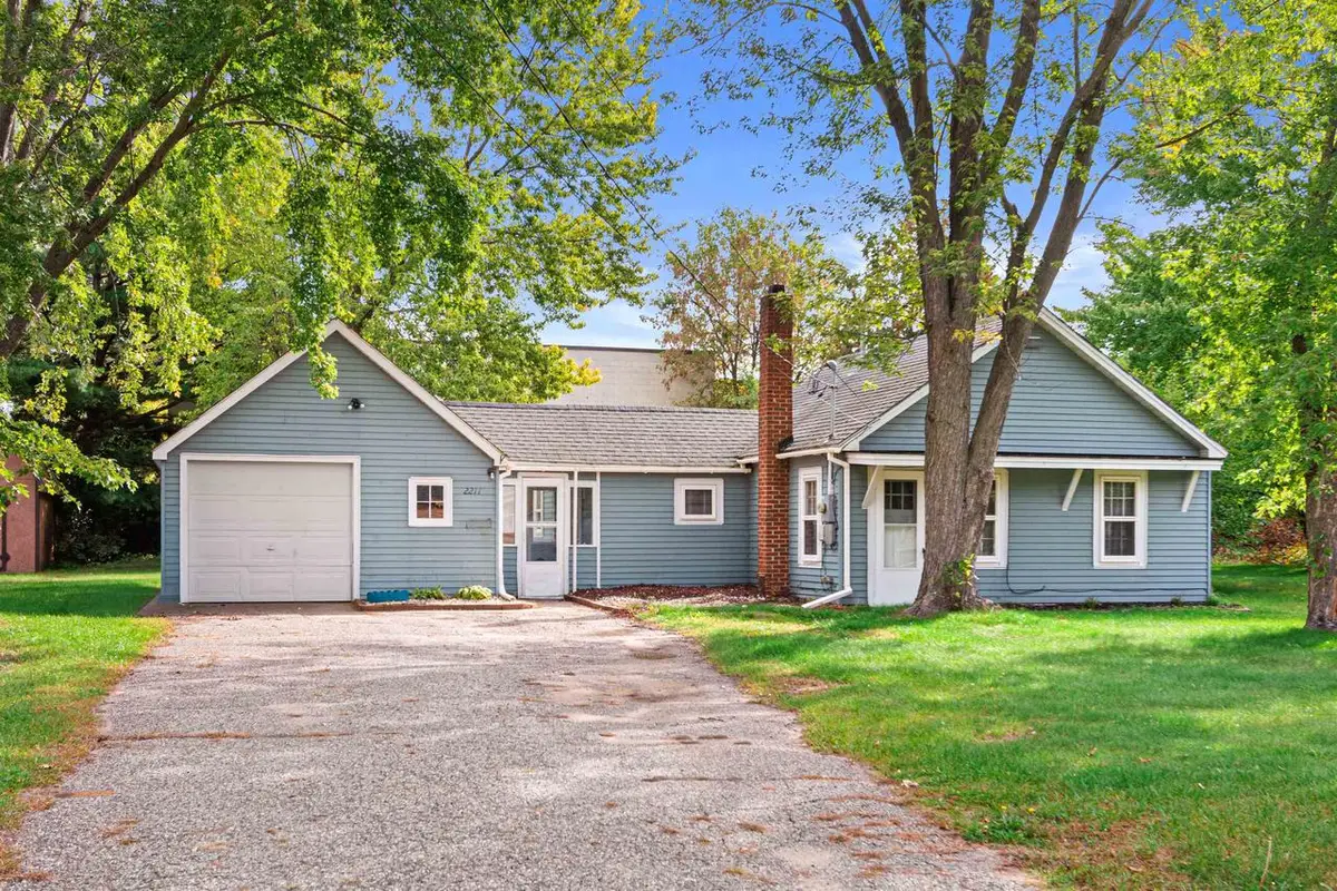 2211 6TH STREET SOUTH, Wisconsin Rapids, WI 54494 - #1