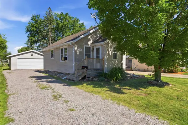 406 N ASH AVENUE, Marshfield, WI 54449