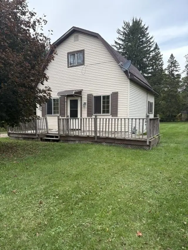 434 FREIBURGER AVENUE, Antigo, WI 54409 - #1