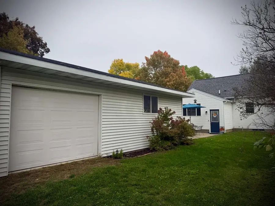 1008 N 5TH AVENUE, Wausau, WI 54401 - #3