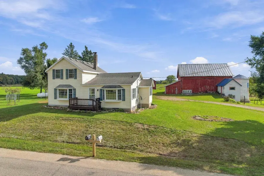 N8218 COUNTY ROAD J, Iola, WI 54945 - #2
