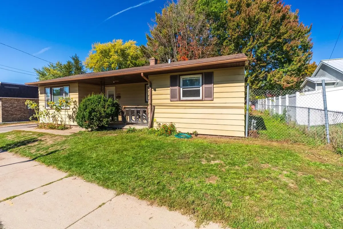 1500 W THOMAS STREET, Wausau, WI 54401 - #1