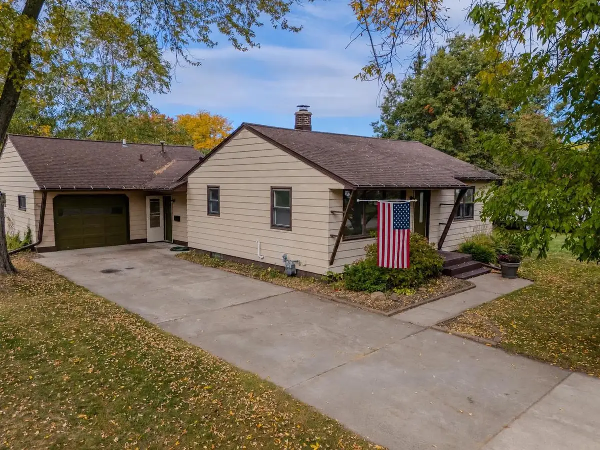 1306 S 13TH AVENUE, Wausau, WI 54401 - #1
