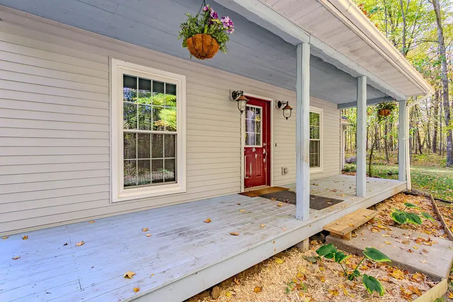 4561 HARDWOOD LANE, Rosholt, WI 54473 - #2