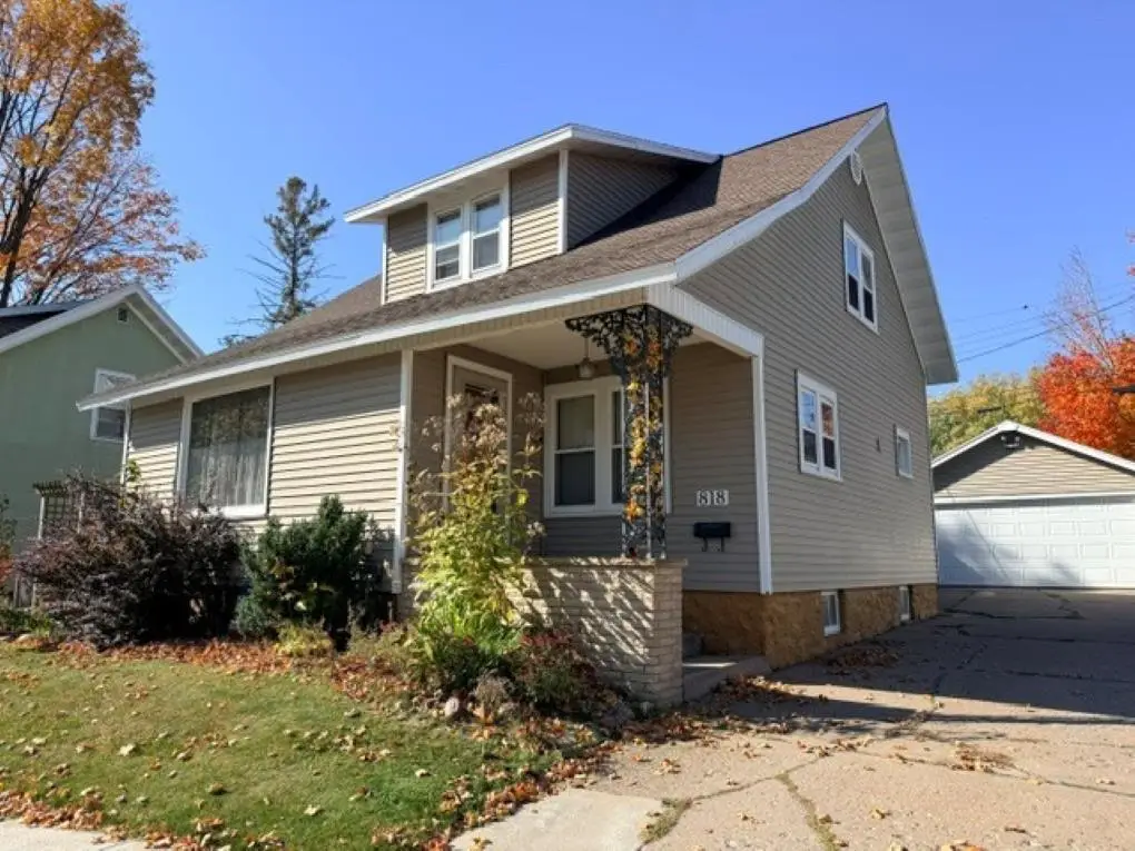 818 N 4TH AVENUE, Wausau, WI 54401 - #1