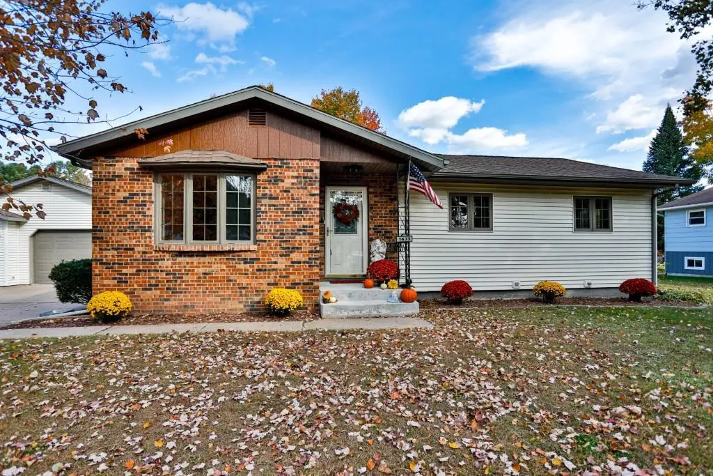 1433 N 16TH AVENUE, Wausau, WI 54401 - #1