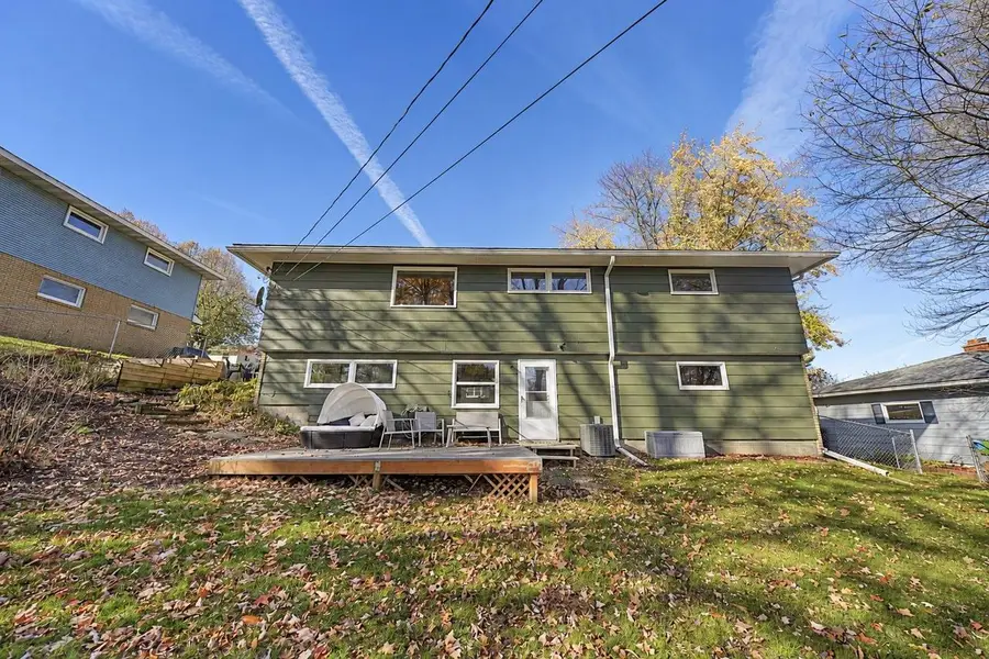 1621 N 1ST AVENUE, Wausau, WI 54401 - #2