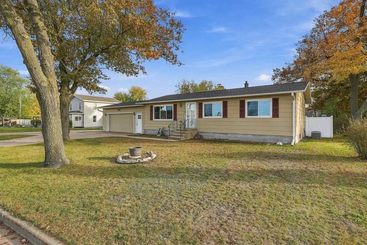 430 DALY AVENUE, Wisconsin Rapids, WI 54494 - #1