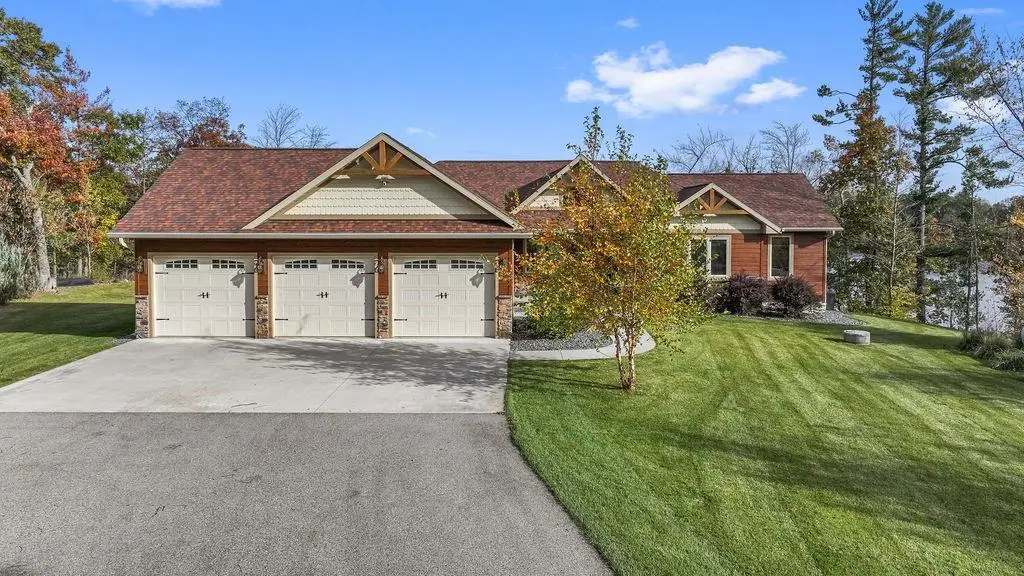 10053 PINE TREE TRAIL, Amherst Junction, WI 54407 - #1