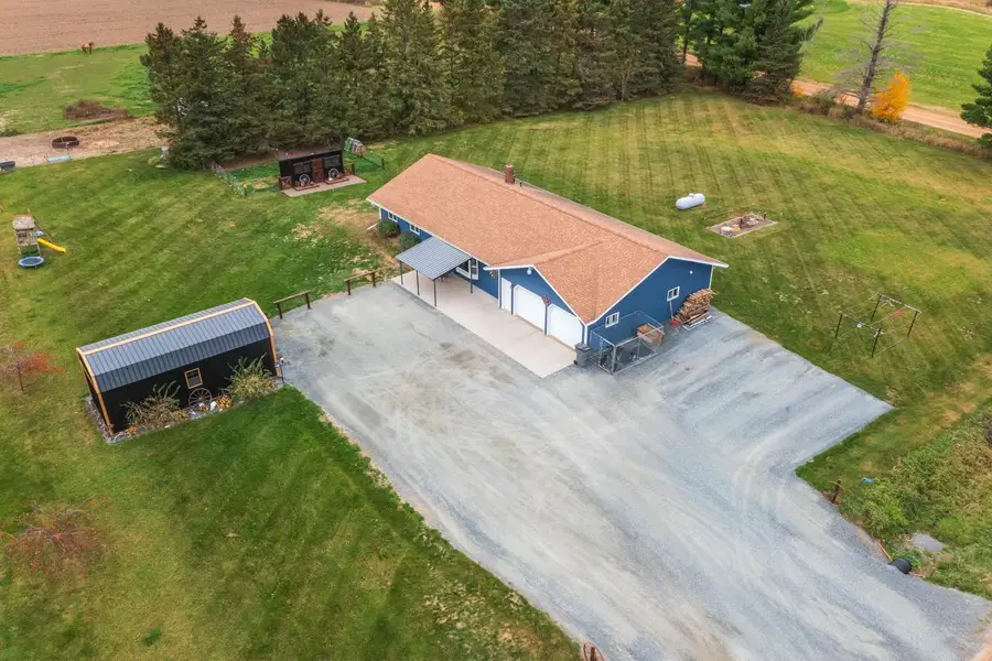 N7381 MILLER AVENUE, Loyal, WI 54446 - #3