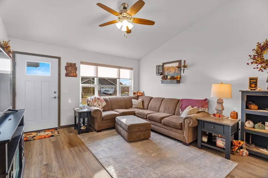 2106 S IRONWOOD AVENUE, Marshfield, WI 54449 - #3
