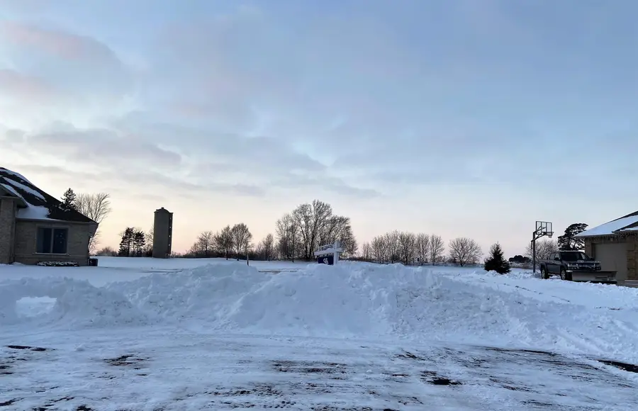 618 Linksview Court #132, Wrightstown, WI 54180 - Image #3