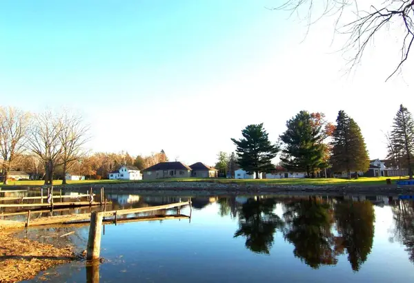 Sunset Beach Road, SUAMICO, WI 54173-8252