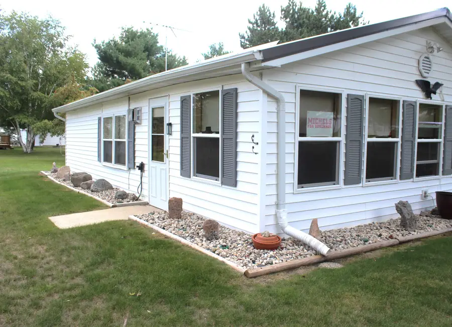 N9444 Sand Lane, Crivitz, WI 54114 - Image #2