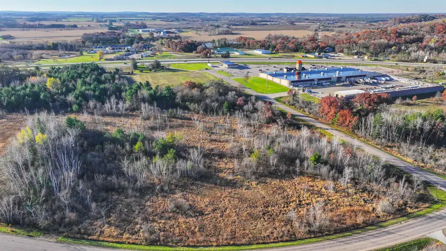 N2541 Farm Drive, Waupaca, WI 54981 - Image #3