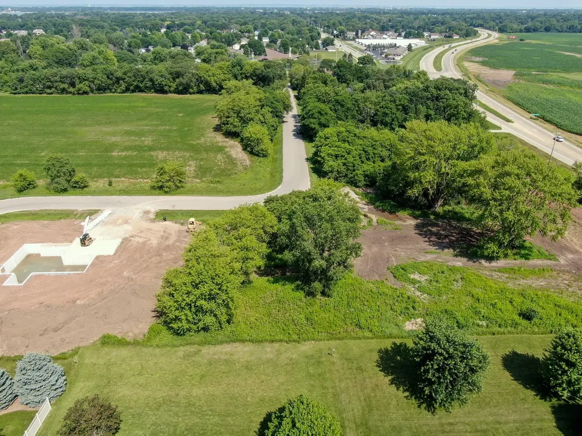 Pierce Lane #3, Oshkosh, WI 54904 - Image #1