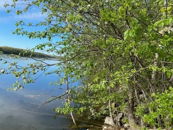 River Forest Drive #8, KAUKAUNA, WI 54130