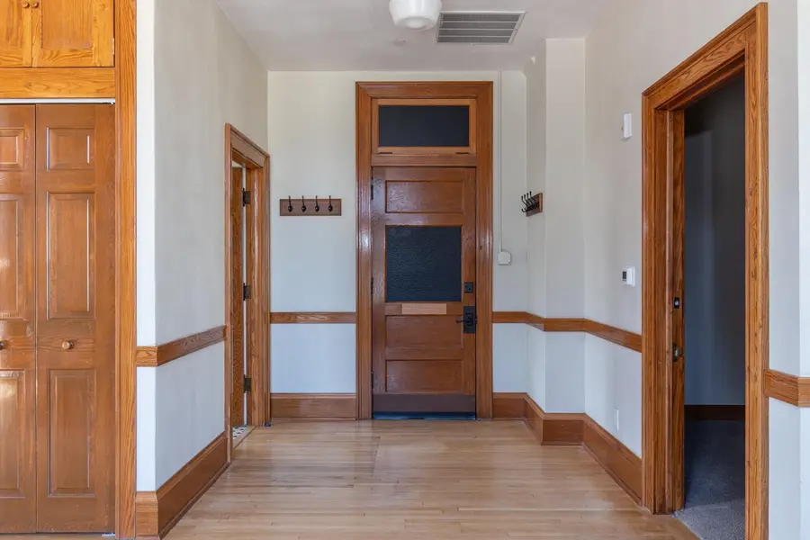 105 Washington Avenue #103, Oshkosh, WI 54901-4978 - #3