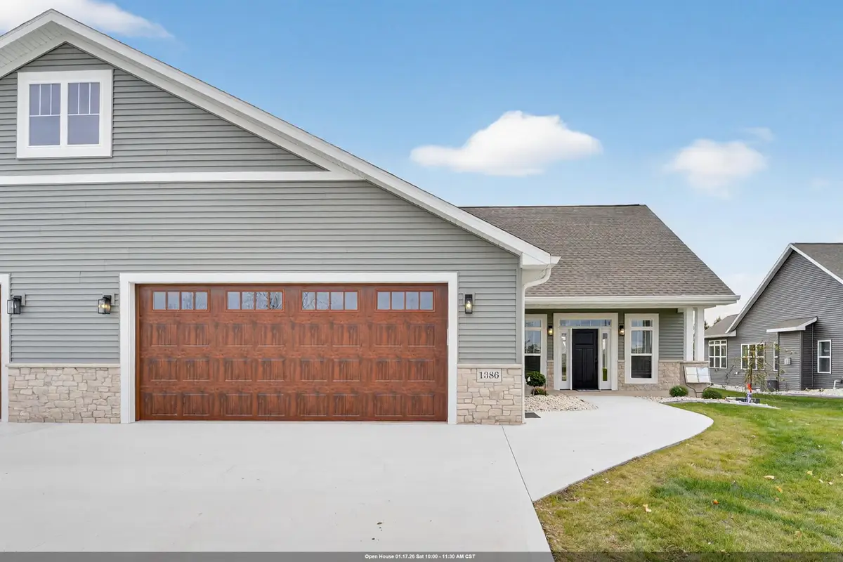 1386 Lighthouse Village Road, Fond Du Lac, WI 54937-7602 - Image #1