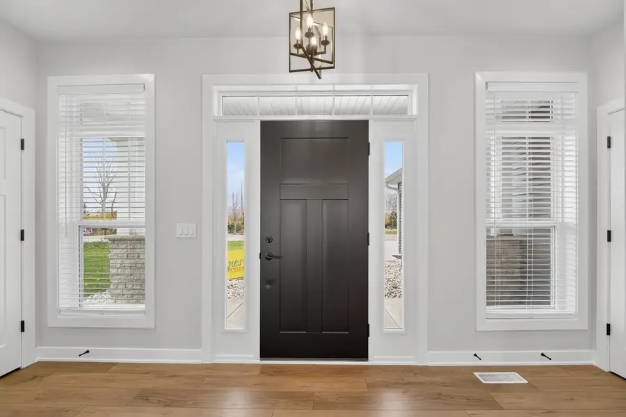 1386 Lighthouse Village Road, Fond Du Lac, WI 54937-7602 - Image #2