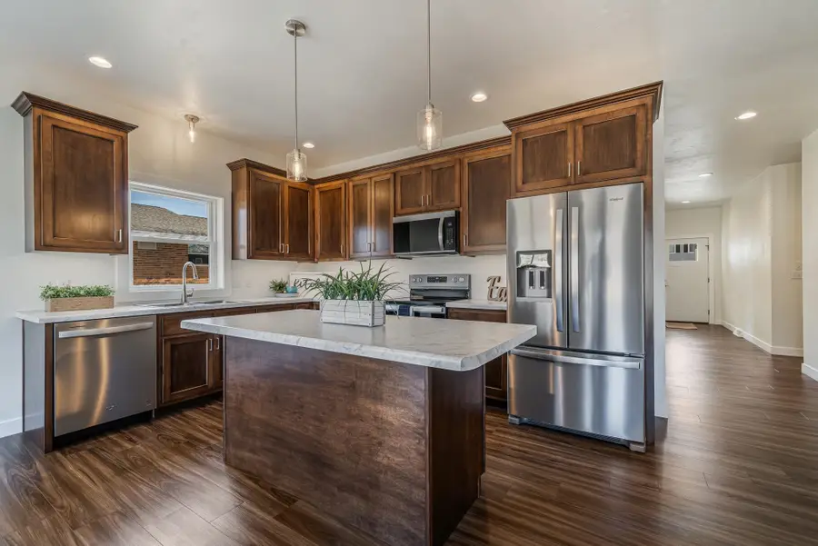 208 W National Avenue, Brillion, WI 54110 - Image #2