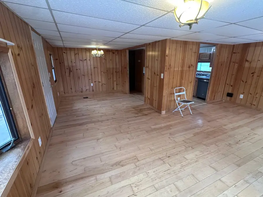 W9958 State Rd 76, Bear Creek, WI 54922-9759 - Image #3
