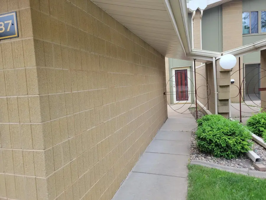 1237 W Nicolet Circle, Appleton, WI 54914-8849 - Image #2